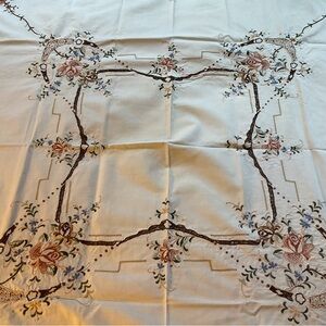 Floral Embroidered Tablecloth